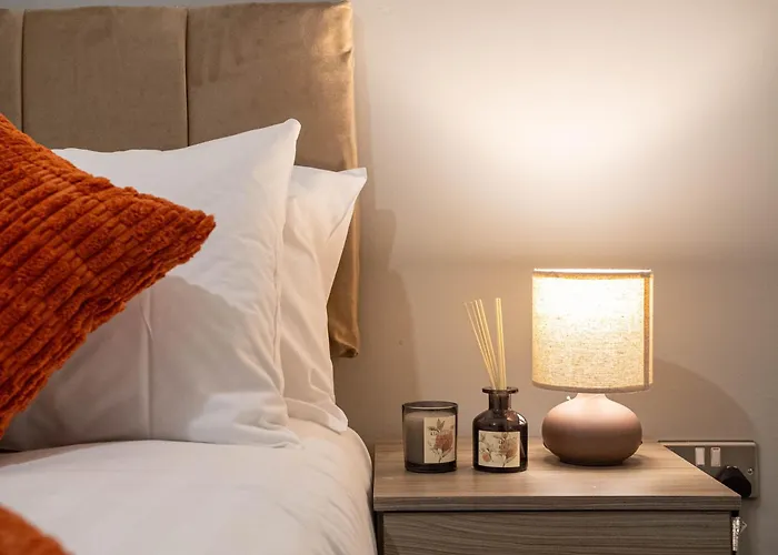 Balcony Waterside 2-bed Apartman