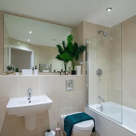 Apartman Stylish Waterside 2 Bed Free Parking Leeds