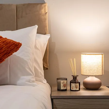 Stylish Waterside 2 Bed Free Parking Apartman