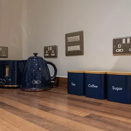 Stylish Waterside 2 Bed Free Parking Apartman Leeds
